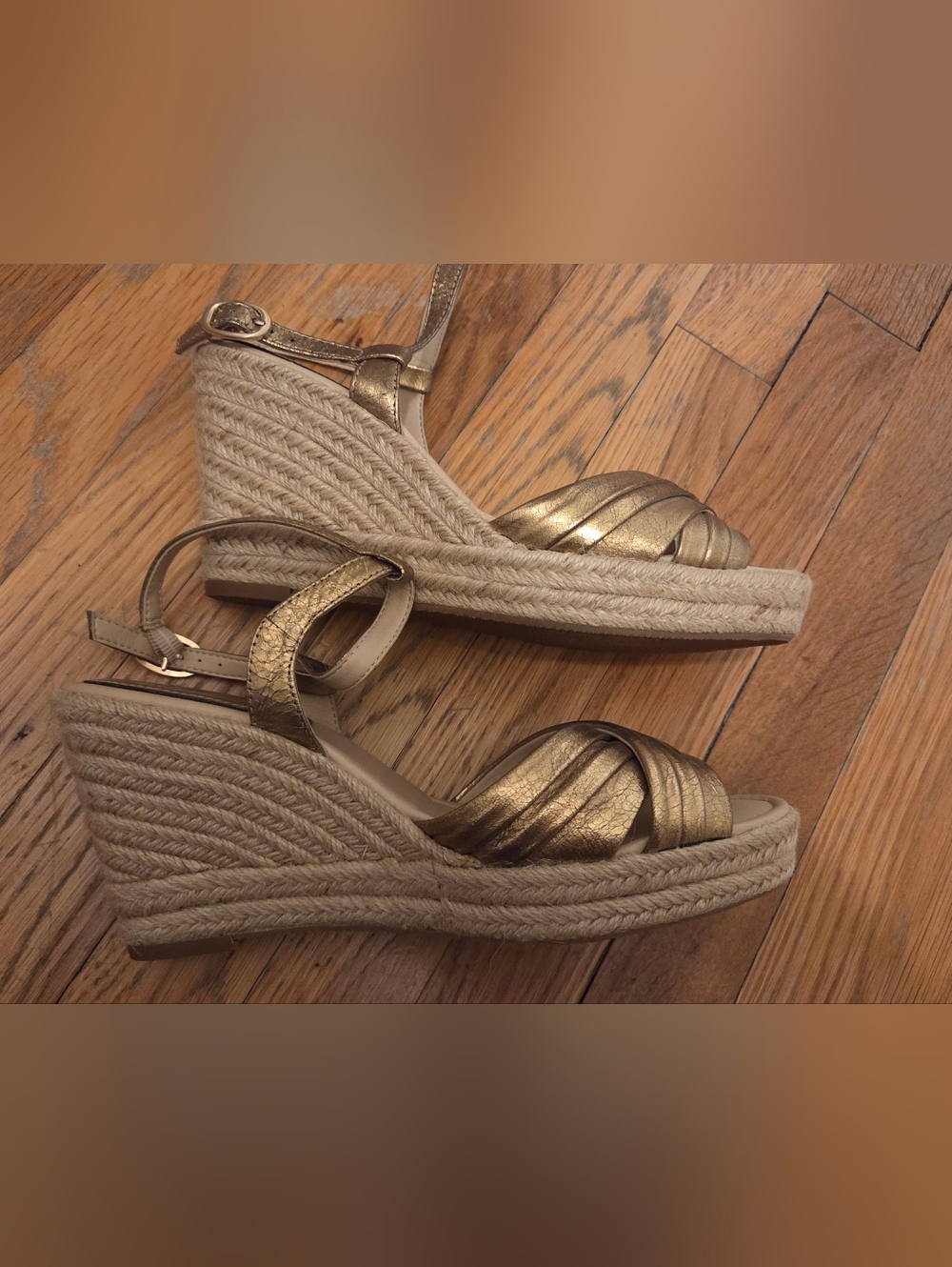 [Sofft] Metallic Gold Espadreille  Sandals
